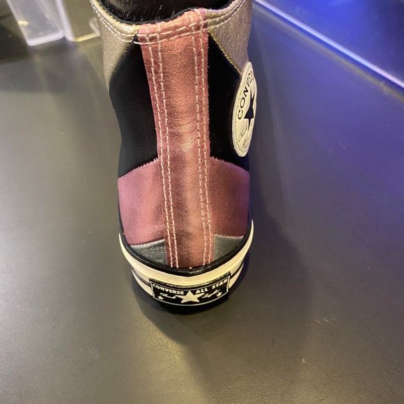 New Converse Women's Chuck 70 Metallic Rainbow Sneakers - Picture 3 of 4